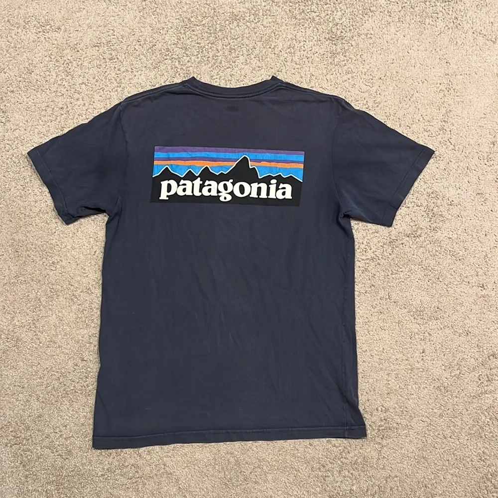 Patagonia logo t-shirt - Picture 4 of 5